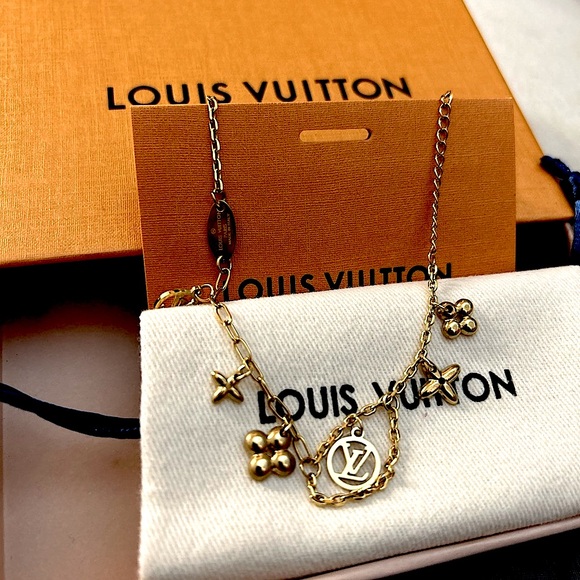 Authentic Louis Vuitton Brassle Blooming M64858 Bracelet. - Picture 2 of 14